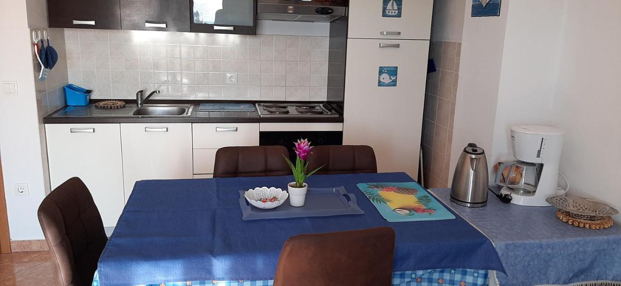 Apartment Rb Omišalj Extérieur photo