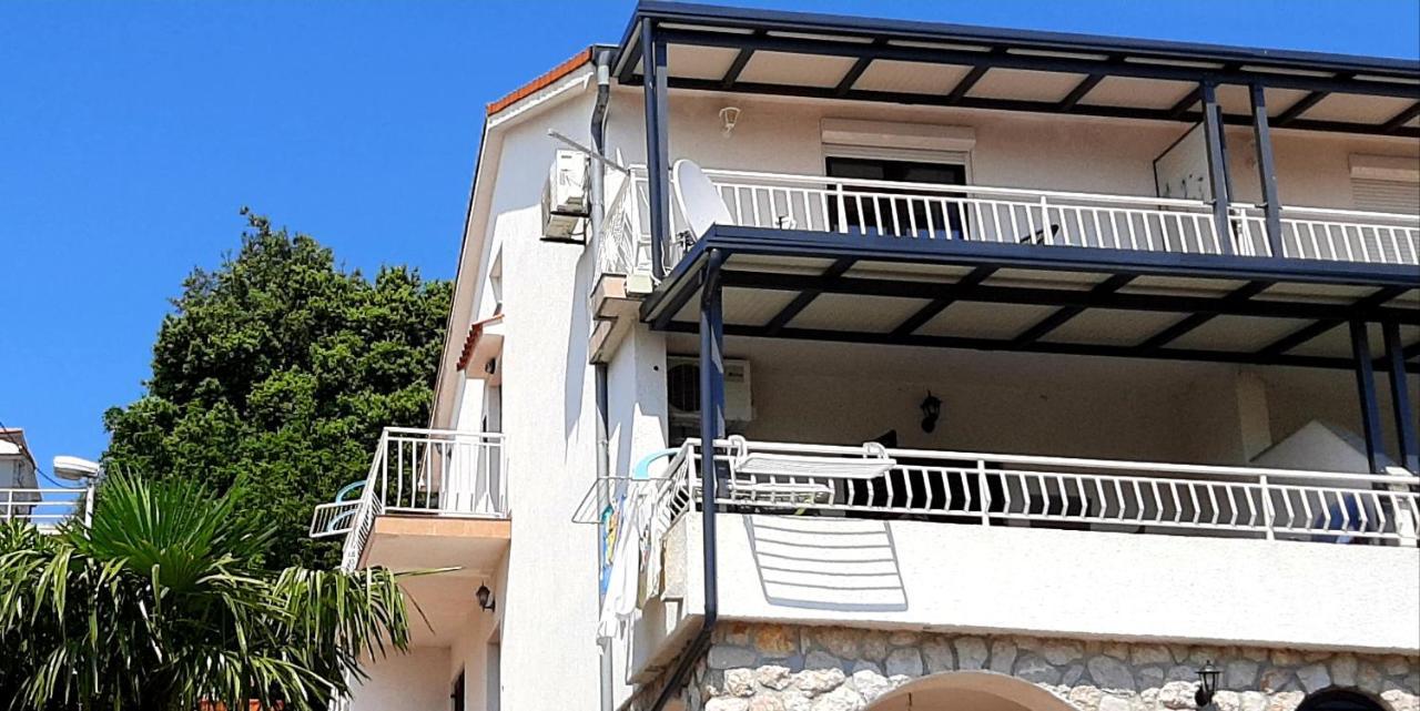 Apartment Rb Omišalj Extérieur photo