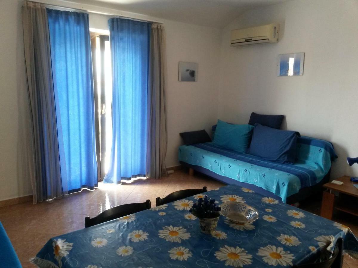 Apartment Rb Omišalj Extérieur photo